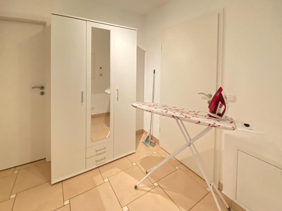 2 Zimmer Apartment, 70 Qm, Max 4 Pers, Private Terasse, 2 Parkplaetze, Internet 250 Mbit 가르트링겐 외부 사진